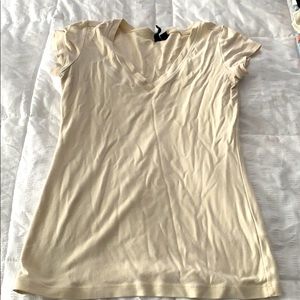 V-neck tee